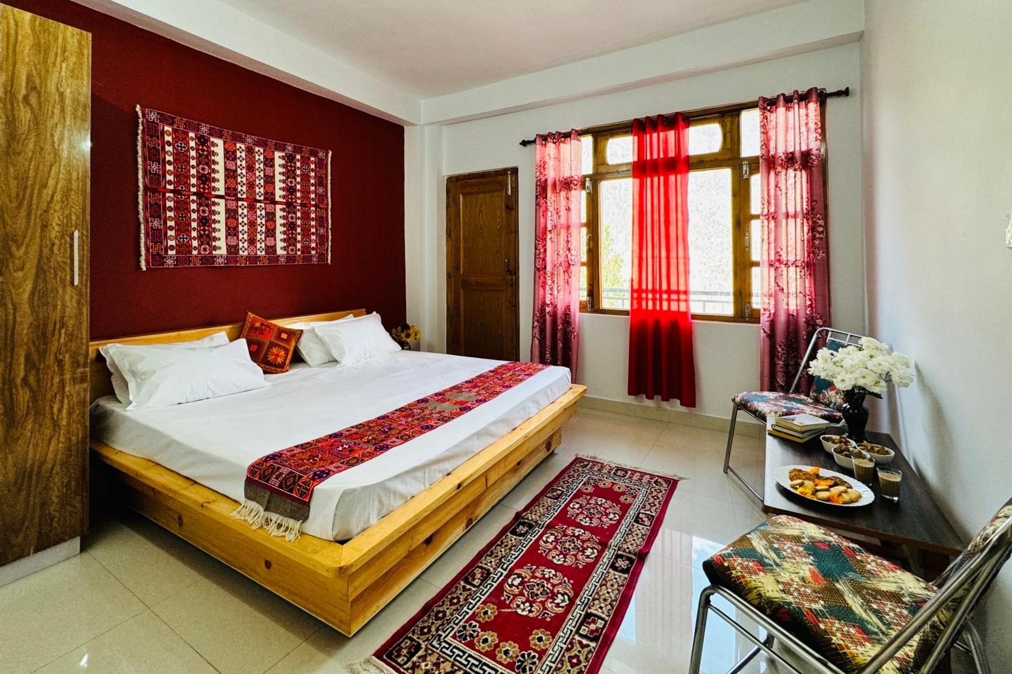 Pine View Retreat Homestay Kalpa Ngoại thất bức ảnh